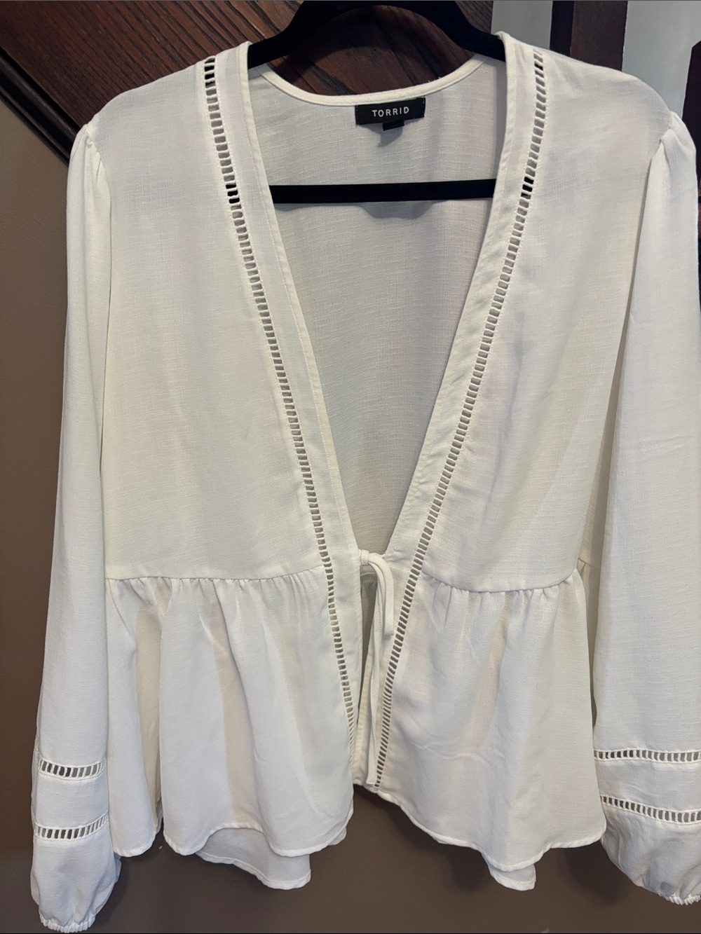 torrid White Peasant Tie-Front Peplum Blouse